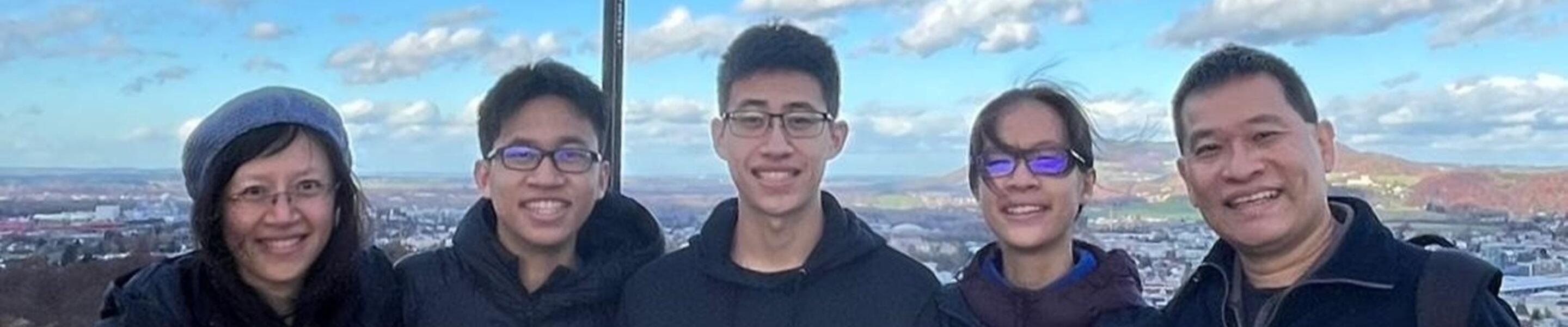 Khoo Pei Theng with her family