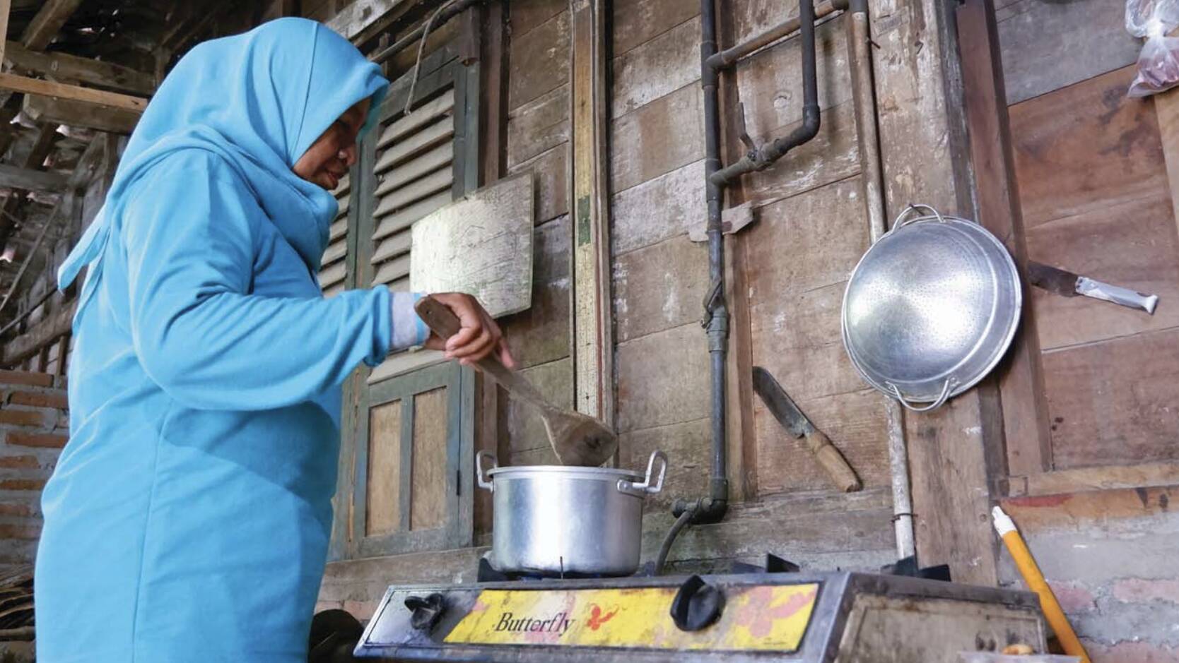 Transforming cow manure into homegrown energy in Indonesia