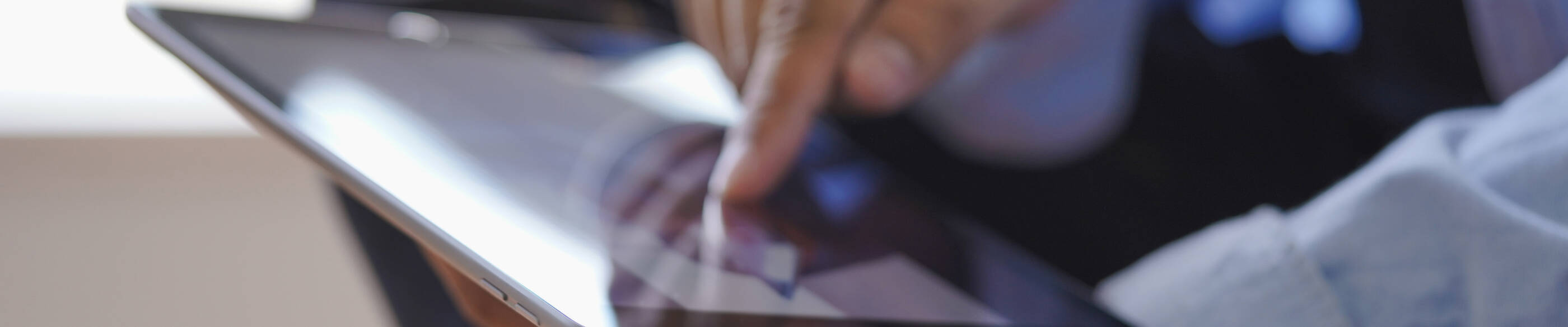 Man using tablet