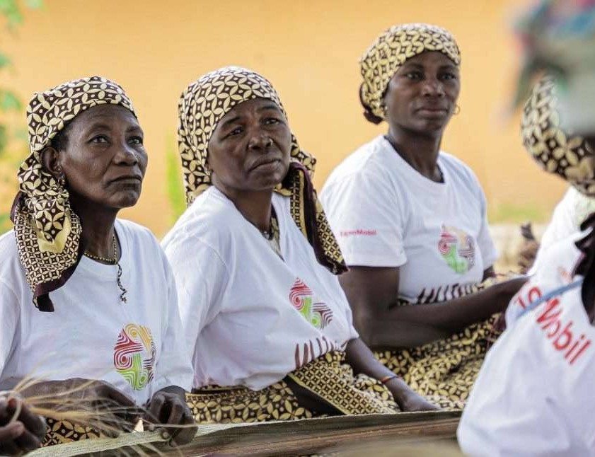 women in mozambique
