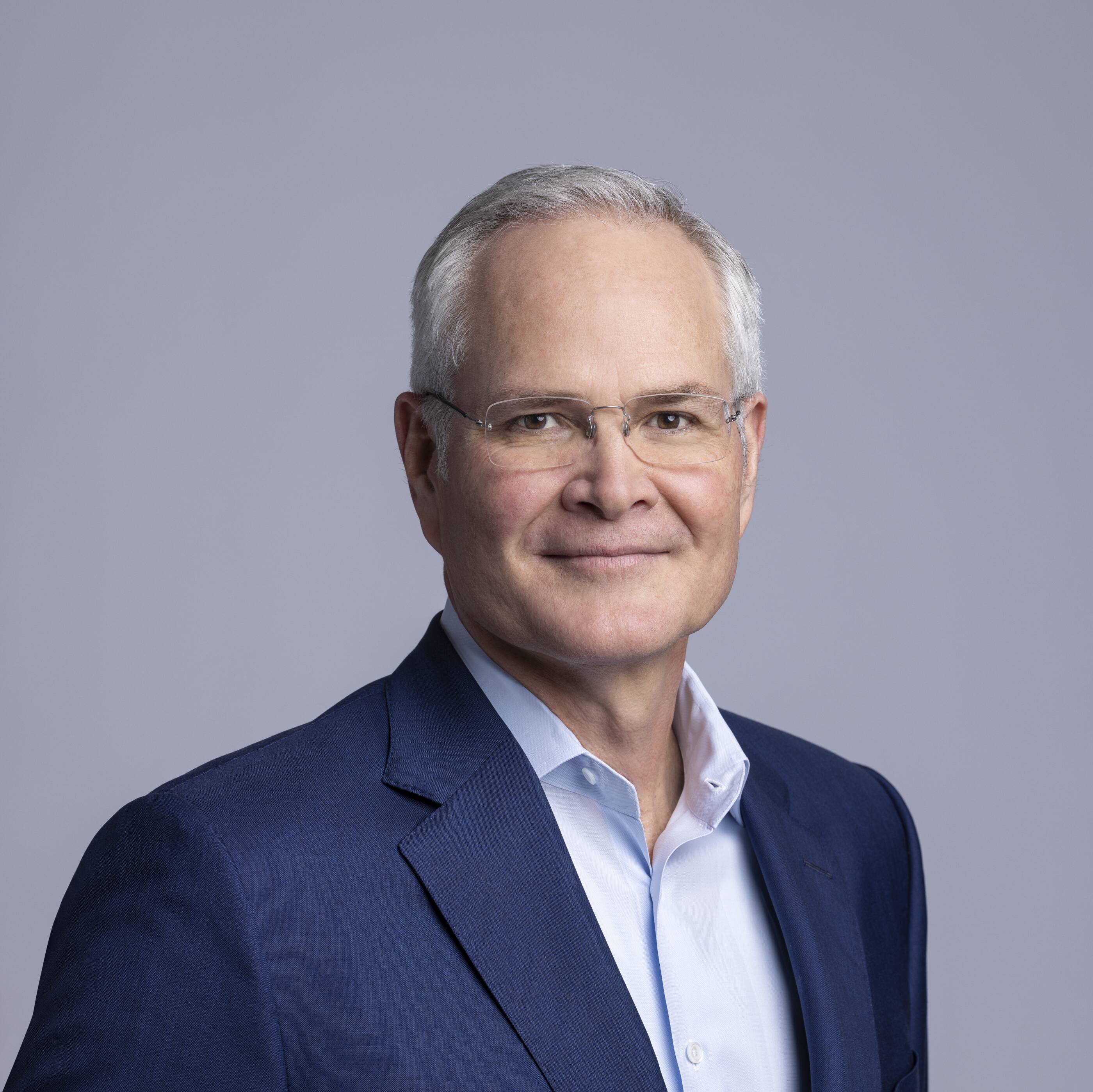 Headshot of Darren W. Woods
